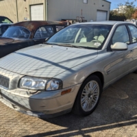 2002 Volvo s80 - $1,450.00