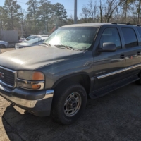 2000 GMC Yukon XL 2500 6.0L 4WD - $2,950.00